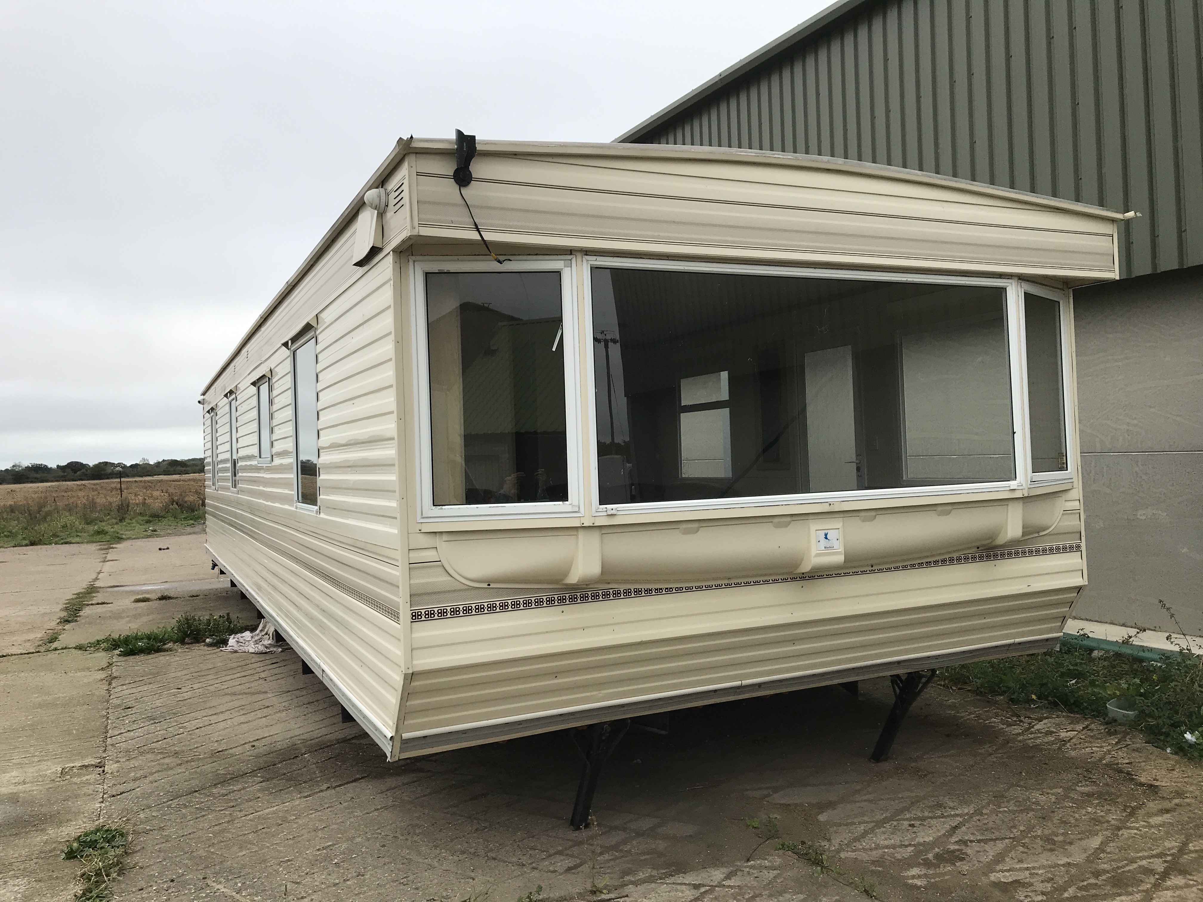 BKBluebird Contessa Super 2000